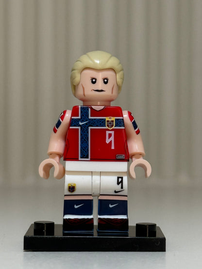 EH Minifigure